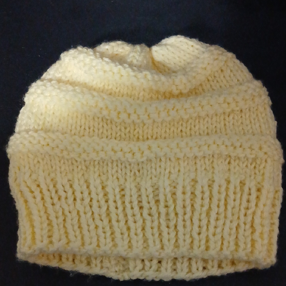 Cozy Cream Knit Beanie